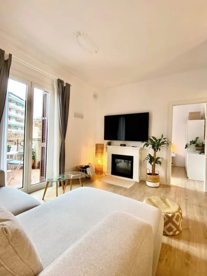 Barcelona Blissful Retreat With Stunning Views — отель в Барселоне, Испания