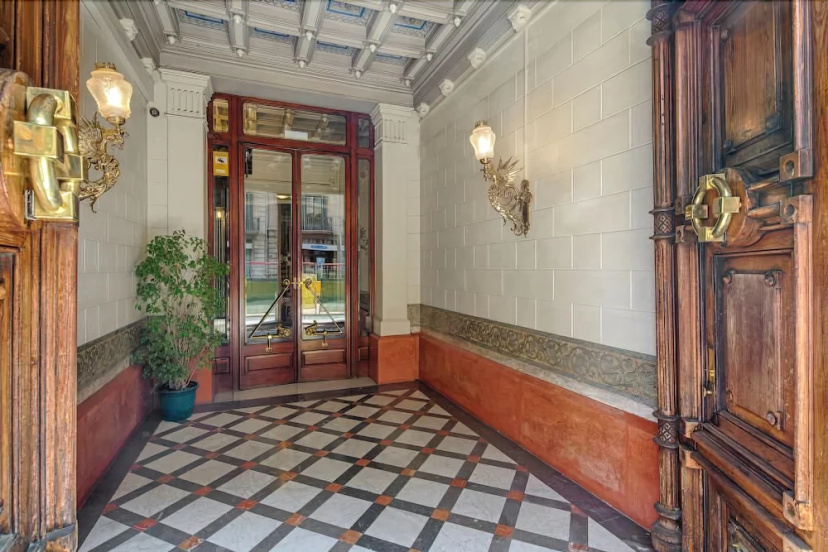 Habitat Apartments Barcelona Center — отель с удобствами в Барселоне