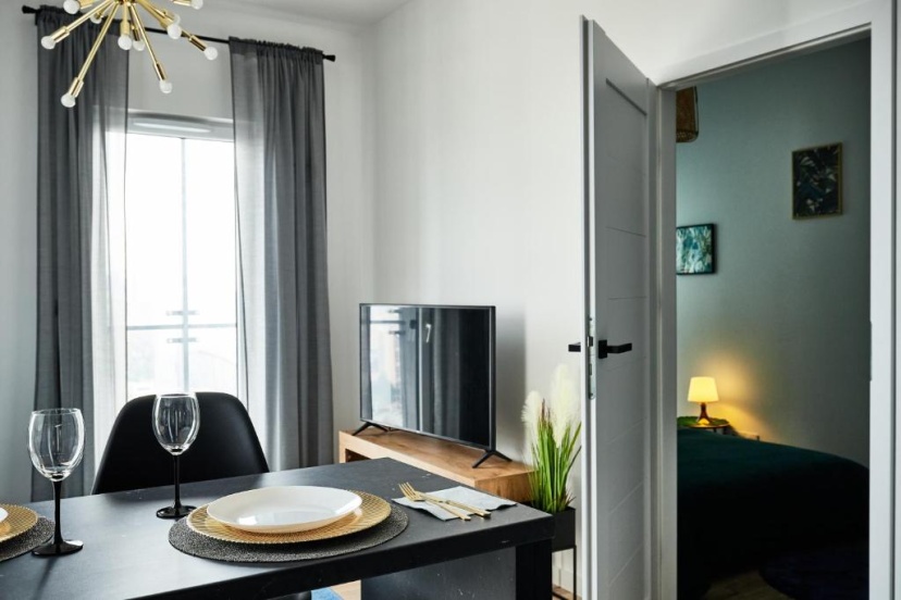 Prymasa Tysiąclecia 83A (D) by Homeprime — отель в Варшаве, Польша