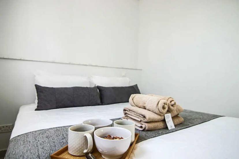 Phaedrus Living: Seaside Executive Flat Harbour 101 — отель с удобным расположением в Пафос
