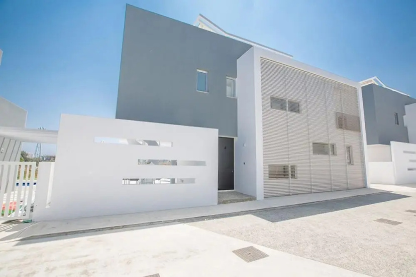 Villa Alana AQ Bp13 — отель с удобствами в Протарас