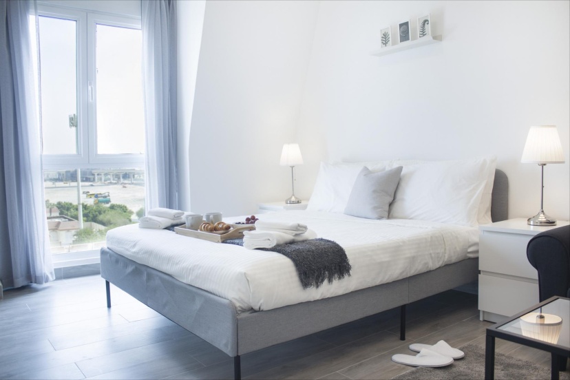 Luxe Studio Near Discovery Gardens Metro Station — комфортный отель в Дубае
