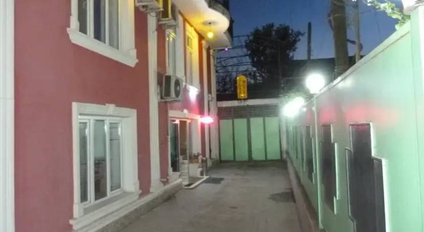 Guest House Lux — отель с удобствами в Батуми
