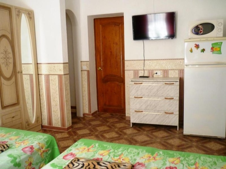 Fiesta Guest House — отель с удобным расположением в Геленджике