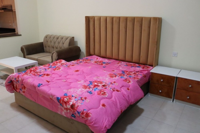 Цены на Stunning Studio With Pool And Gym Close To Marina в Дубае