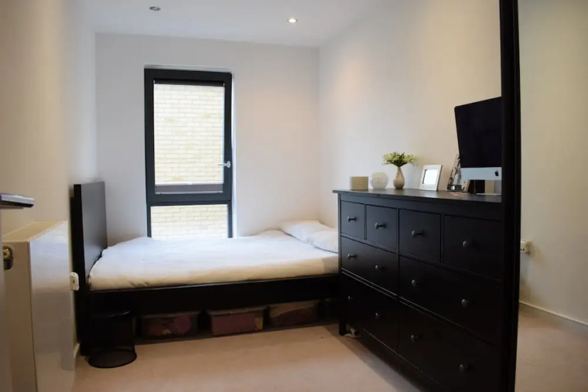 Цены на 2 Bedroom Apartment With Parking in Camberwell в Лондоне