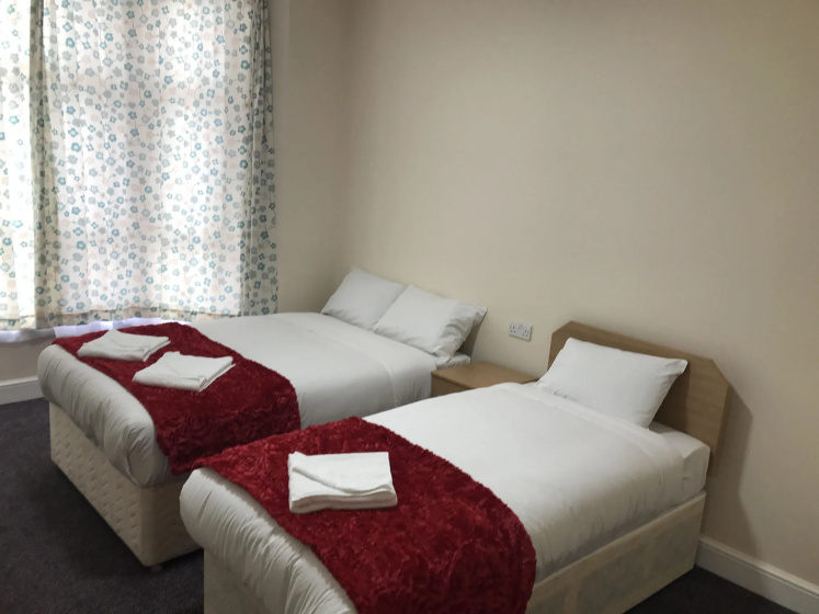 Woodlands Lodge Ilford — комфортный отель в Лондоне