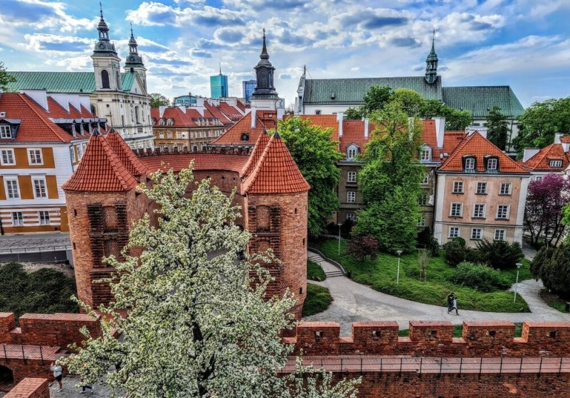 Warsaw Old Town Apartment by Renters 3 — отель в Варшаве, Польша