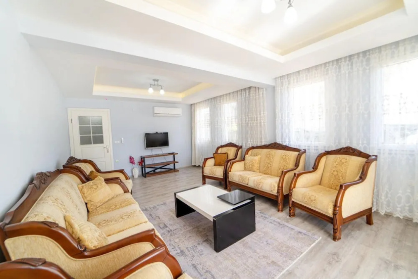 Comfortable and Stylish Apartment in Fethiye — отель в Фетхие, Турция