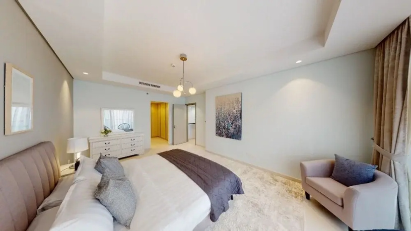 Whitesage - Bright and Spacious Apartment With Sea Views — отель с удобствами в Дубае