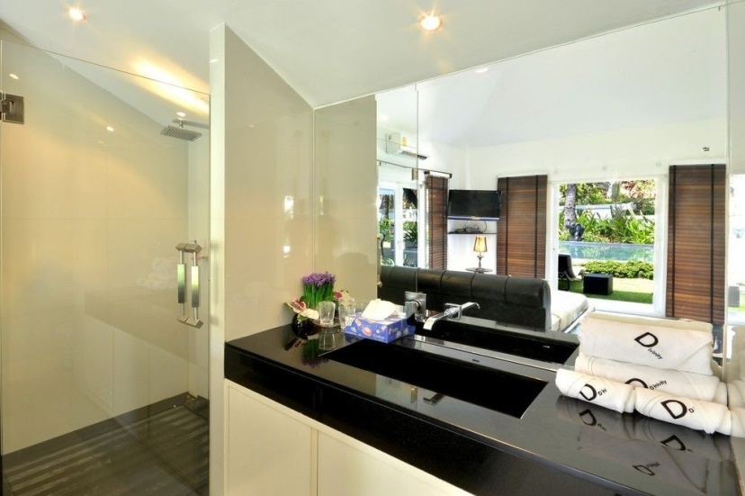Luxury 5 Stars Beach Villa 6 Beds — отель с удобствами в Паттайе