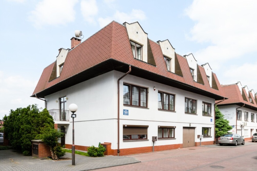 404 Rooms and Apartments — забронировать отель в Варшаве
