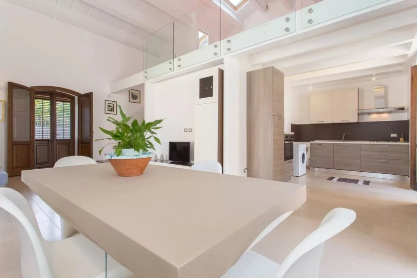 Luxury Villa Nettuno — отель с удобным расположением в Палермо