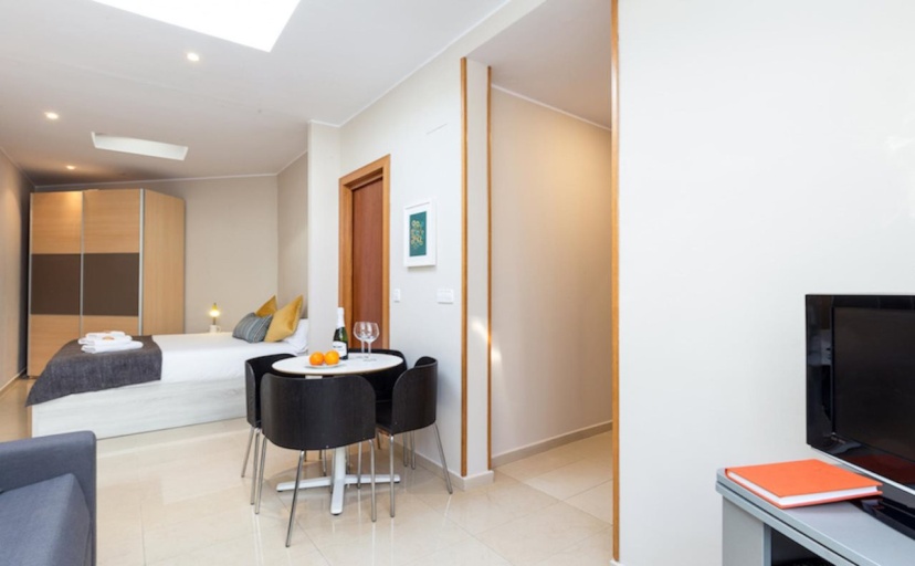 Цены на Lodging Apartments City Center-Eixample в Барселоне
