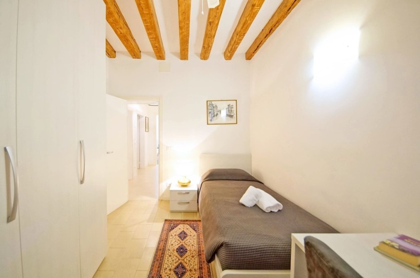 DolceVita Apartments N. 489 — отель в Венеции, Италия