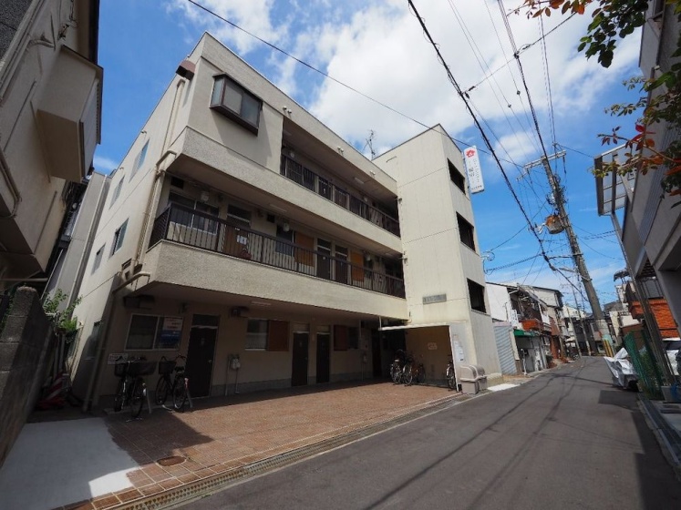 U-SHUKU Osaka — отель в Осаке, Япония