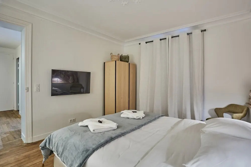 Charming Apartment - Eiffel Tower/trocadero — забронировать отель в Париже