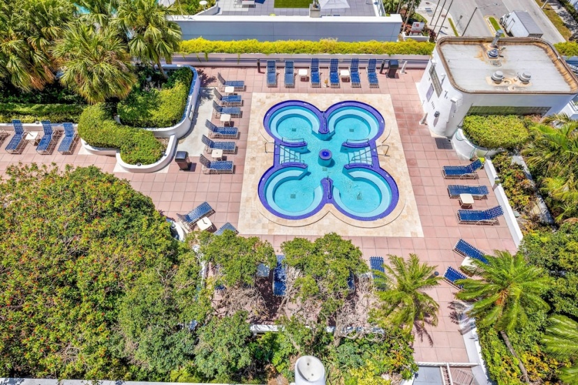 StayCozy Apartments at The Grand — комфортный отель в Майами