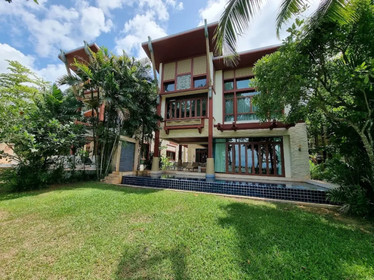 Amatapura Beach Villa 14 — отель с удобным расположением в Краби