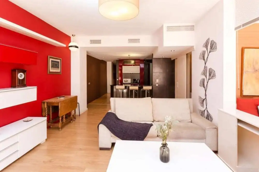 Big 2bed With Terrace Close to Sagrada Familia — отель с удобным расположением в Барселоне