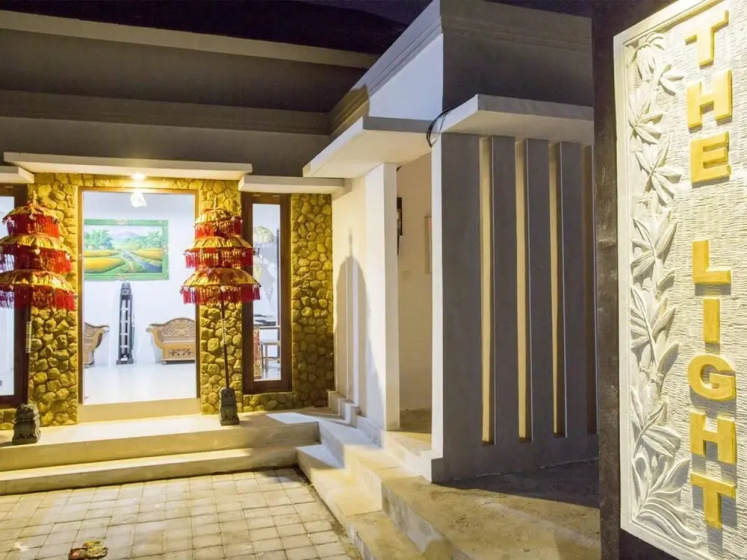 Pool Access Room At Kerobokan 2 — отель в Денпасар, Индонезия