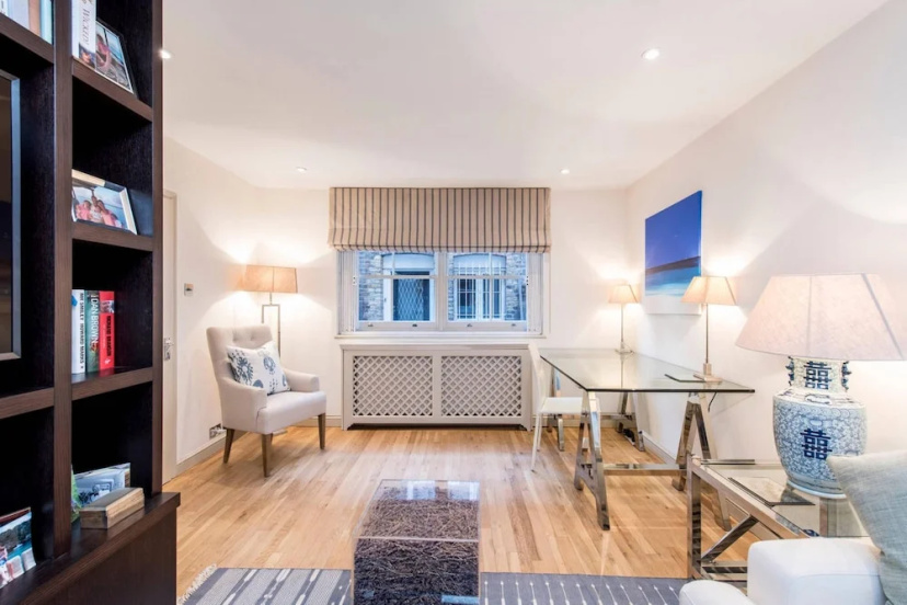 Marble Arch 3bed Family Home — отель с удобным расположением в Лондоне
