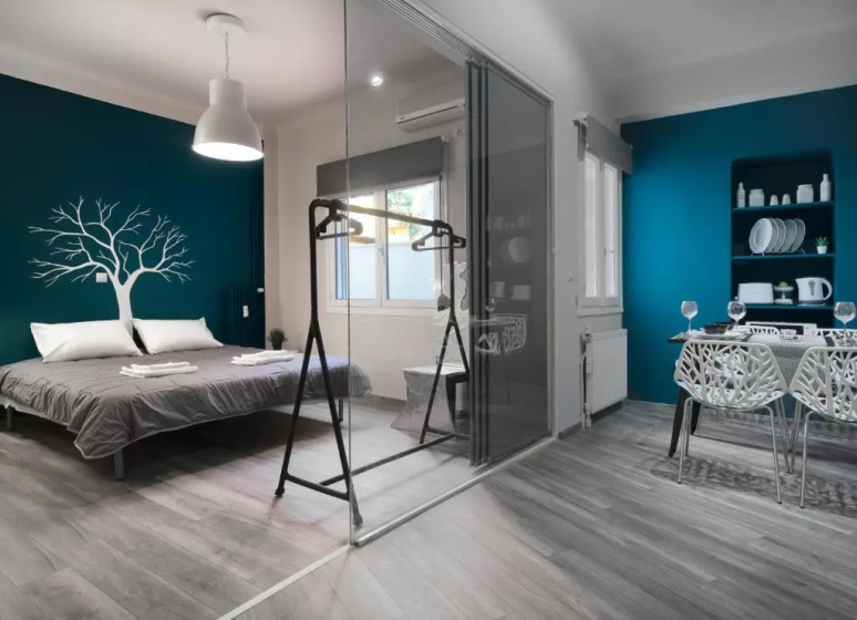 Autonomous House in the heart of Plaka — забронировать отель в Афины