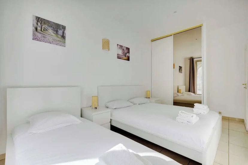 Cosy Apartment - 1br/3p - Strasbourg Saint Denis — забронировать отель в Париже