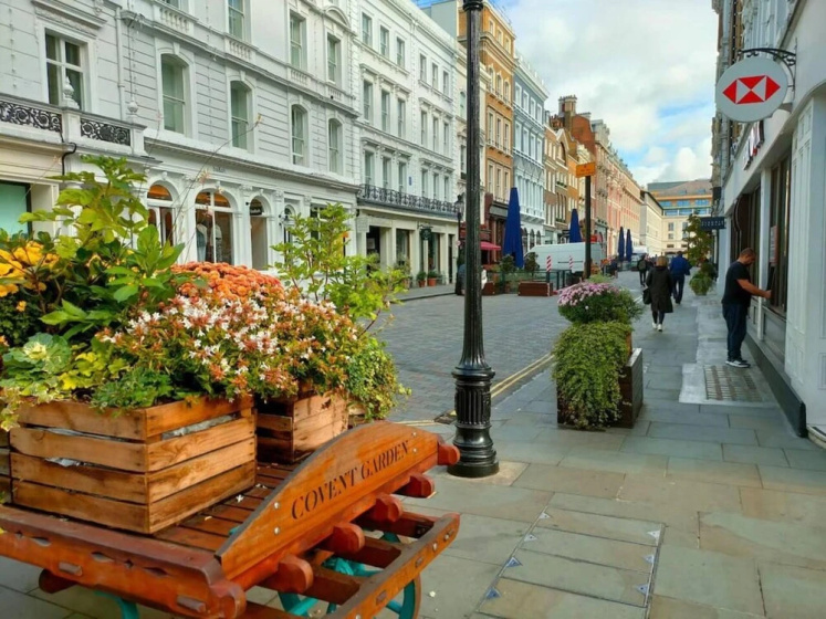 Livestay- Fabulous 1bed Apartment on Covent Garden — отель с удобствами в Лондоне