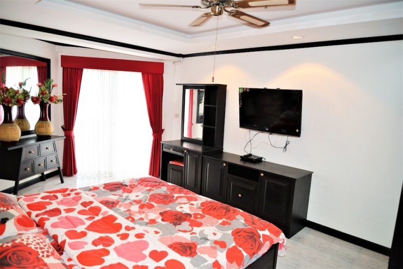 4th Floor 1 bed Condo Jomtien 3 — отель в Паттайе, Таиланд