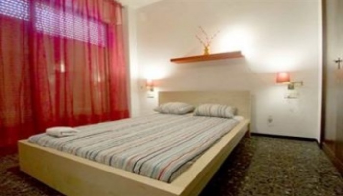 Valencia Apartments — отель с удобствами в Барселоне