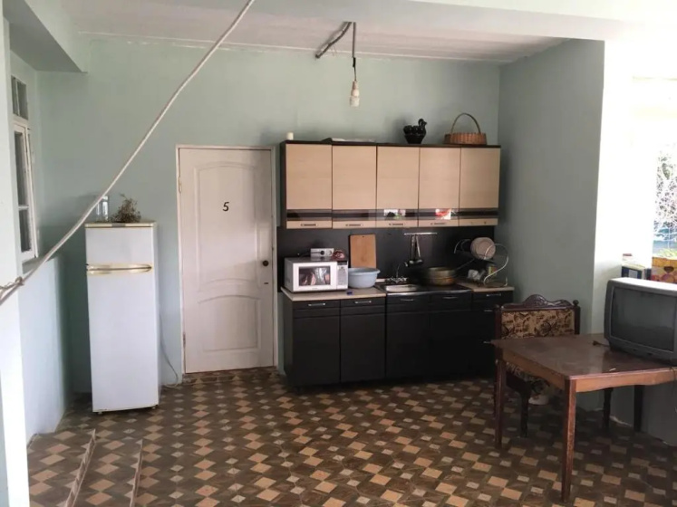 Цены на Guest House on Kodori Highway 74 в Сухуми