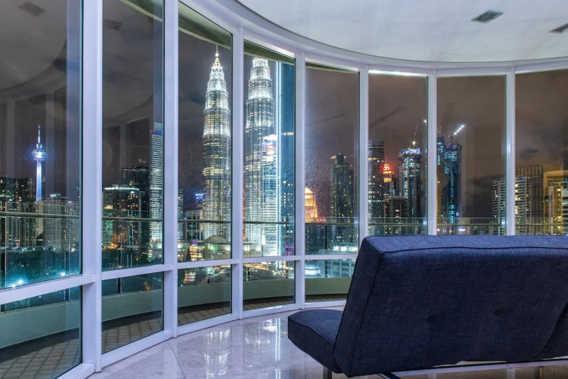 The Oval KLCC Homestay by Goopro — отель с удобствами в Куала-Лумпуре