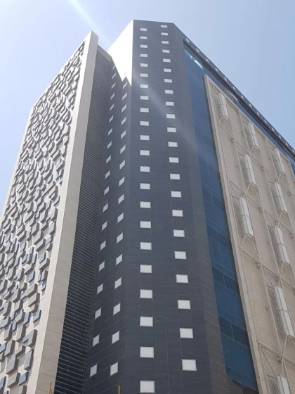 Al Mansour Plaza Hotel — отель с удобствами в дохе