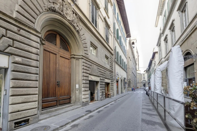 Ghibellina 123 in Firenze — забронировать отель в Флоренции