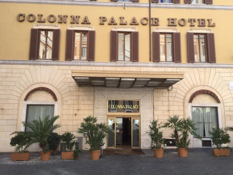 Colonna Palace — отель с удобствами в Риме
