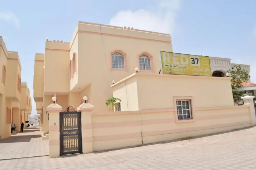 Red-37 - Bn Breek Villa 3 — отель в Салала, Оман
