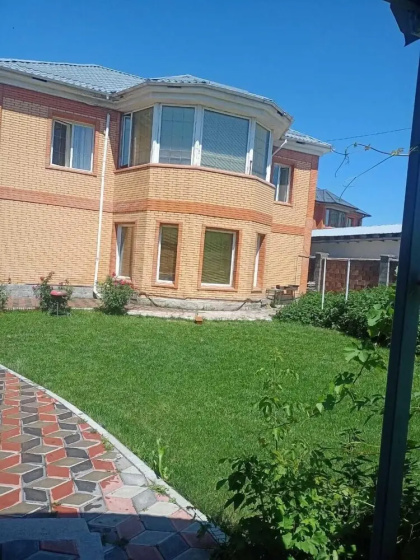 Cottage — отель с удобным расположением в Алматы