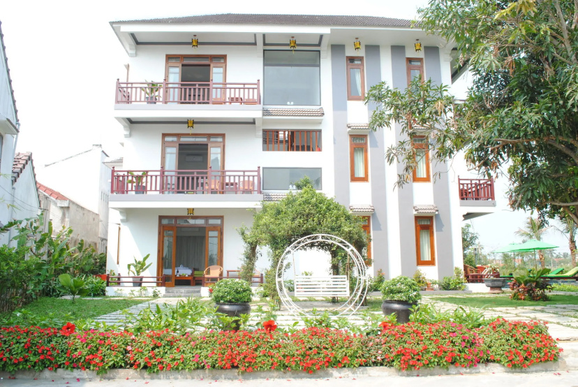 Hoi An Osaka Riverside Villa & Spa — комфортный отель в Дананге