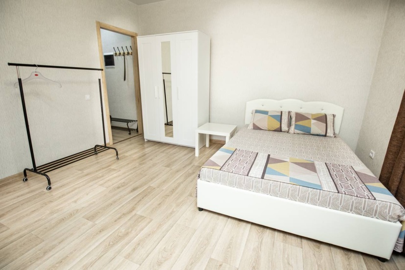 50 Let Oktjabrja odnokomnatnye apartamenty — отель в Кемерове, Россия
