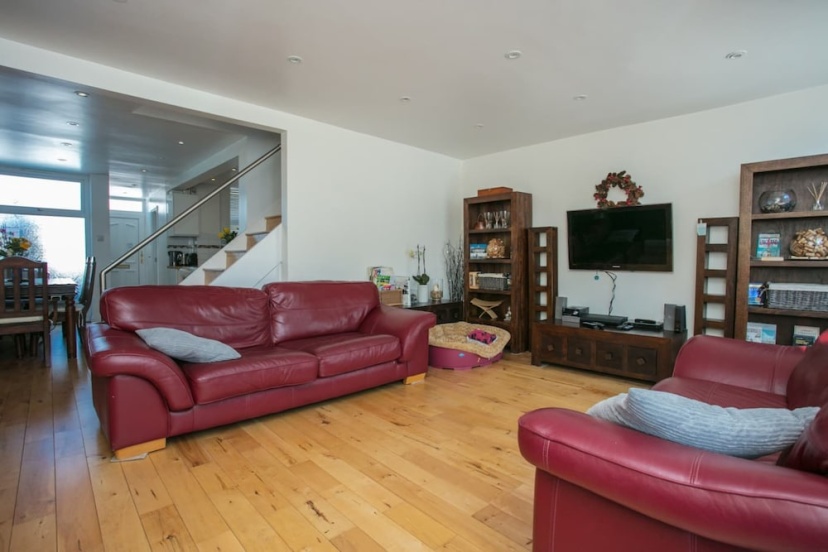 Stunning 3 Bedroom House With Garden in Battersea — отзывы гостей и цены