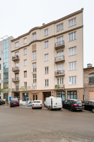 Be Warsaw Apartment - 1 — отель в Варшаве, Польша