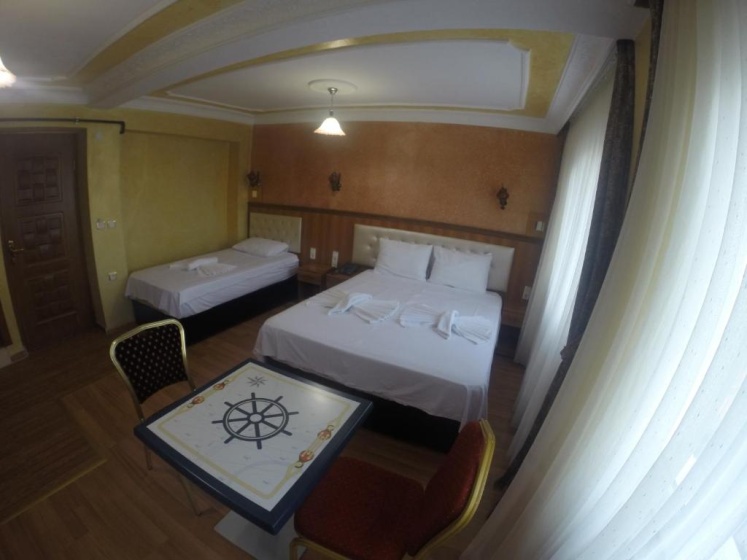 Arat Apartments Suites — отель с удобным расположением в Стамбуле