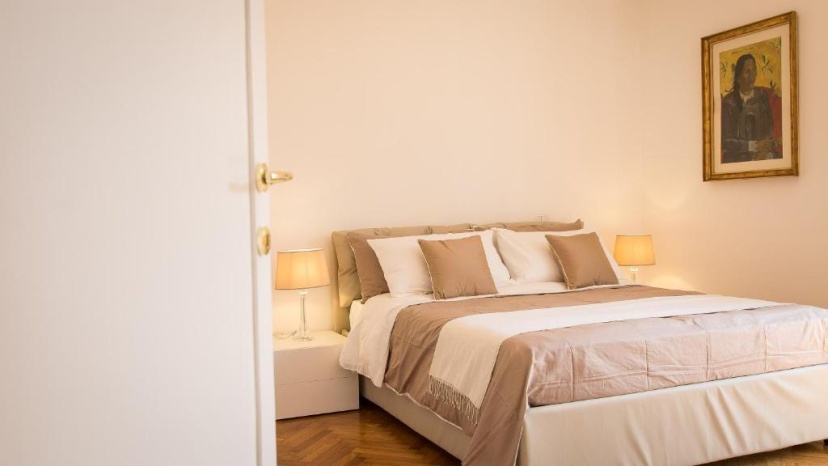 Rental in Rome Colosseo View Luxury — забронировать отель в Риме