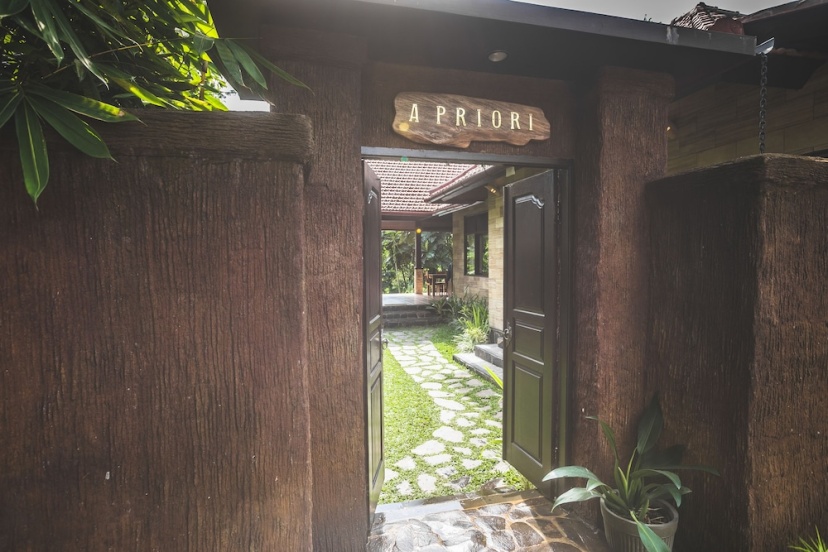 Luxury A Priori Ubud 3 — отель в Убуде, Индонезия