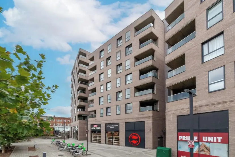 The Colindale Luxury Apartment — забронировать отель в Лондоне