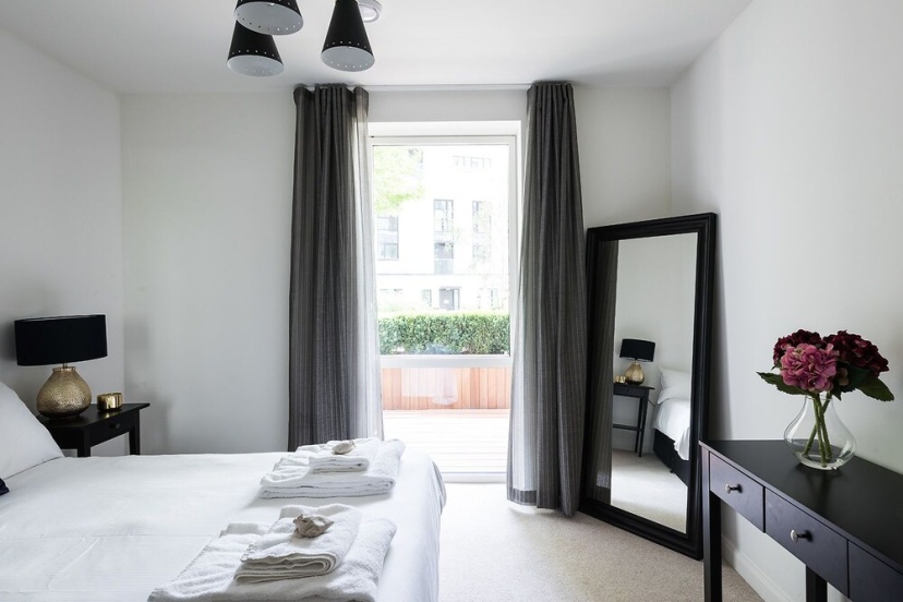 Stylish and modern 1 bedroom apartment near the O2 — отель в Лондоне, Соединенное Королевство