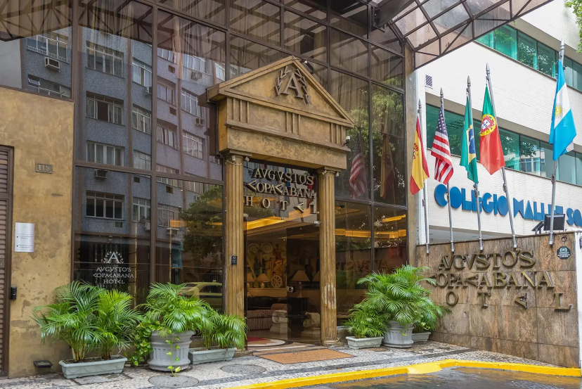 Augusto's Copacabana Hotel — всё о проживании в Рио