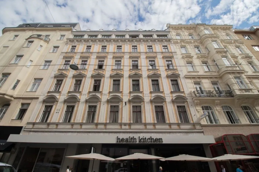HeyMi Apartments Stephansdom — отель с удобным расположением в вене