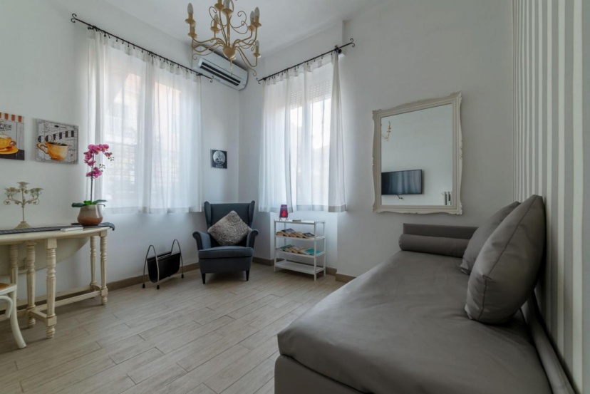 Цены на Penthouse Alisa - Penthouse Alisa в Риме